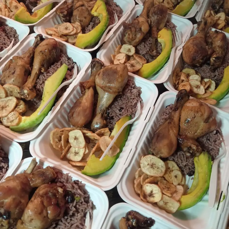 Buffet #12 ( Contra Muslo de Pollo o 2 Muslos de Pollo) — imagen 1